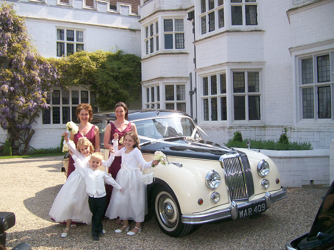 1956 Armstrong Siddeley Limousine – Ivory/Black